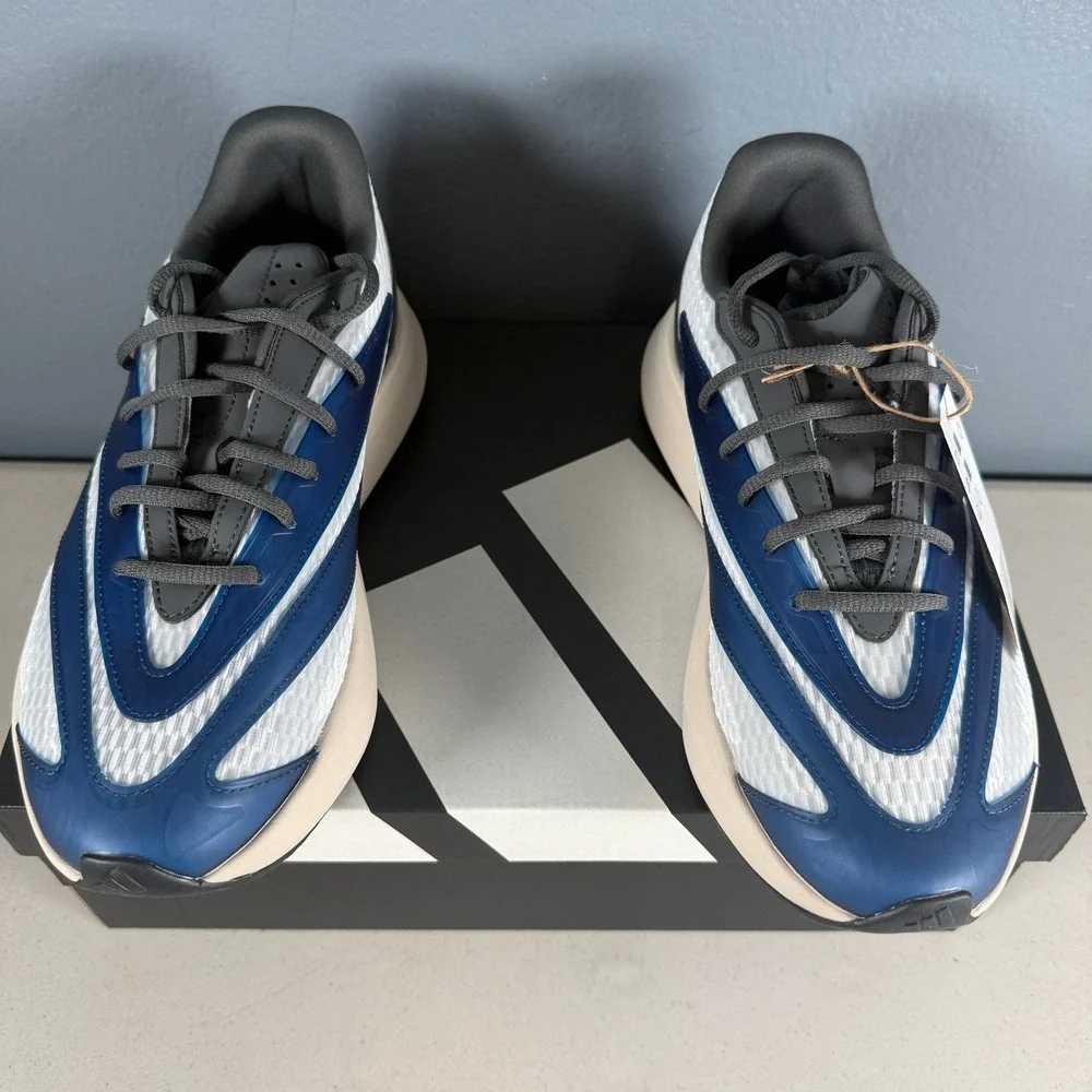 adidas lightblaze sportswear